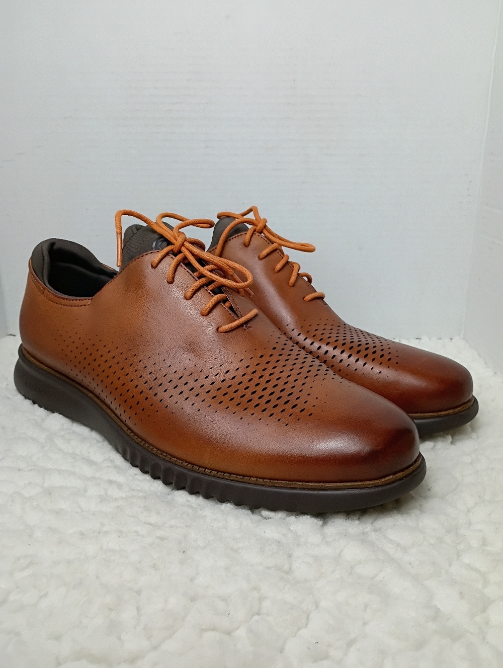 Cole Haan Mens Tan Leather Perforated Oxfords